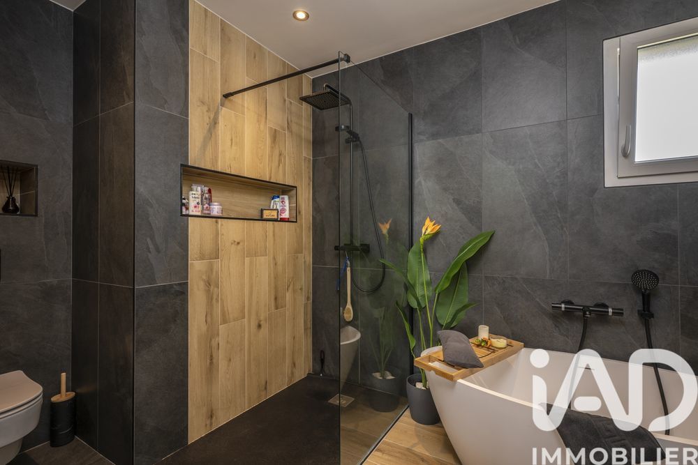 � vendre  Maison Saint-Jean-de-Gonville (01630)