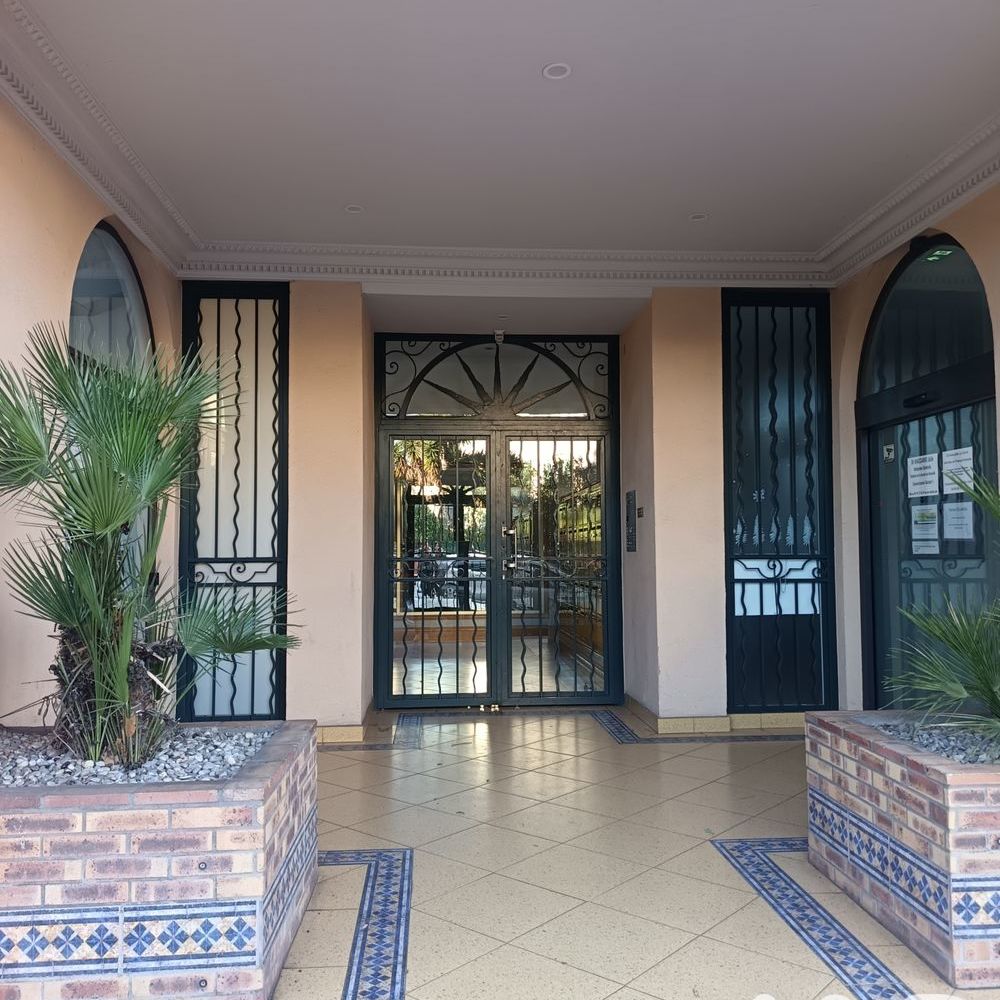 � vendre  Appartement Hy�res (83400)