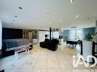  Maison � vendre 8 pi�ces 237 m�