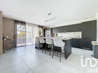  Villa � vendre 6 pi�ces 147 m�