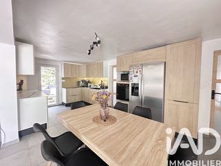  Maison � vendre 6 pi�ces 140 m�