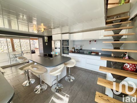   Vente Maison de village 5 pi�ces Maison - 5 pi�ce(s) - 114 m�