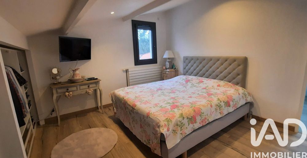 � vendre  Maison Saint-Jean-d'Illac (33127)