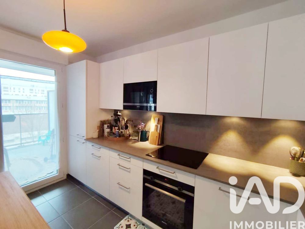 � vendre  Appartement Courbevoie (92400)