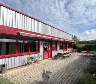  Immeuble � vendre 374 m�