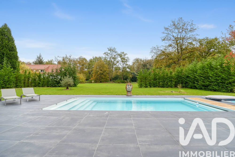 � vendre  Villa Lamorlaye (60260)