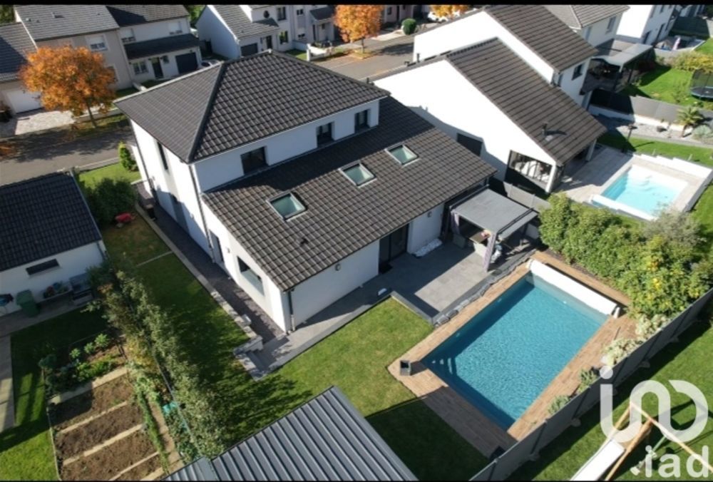 � vendre  Villa Thionville (57100)