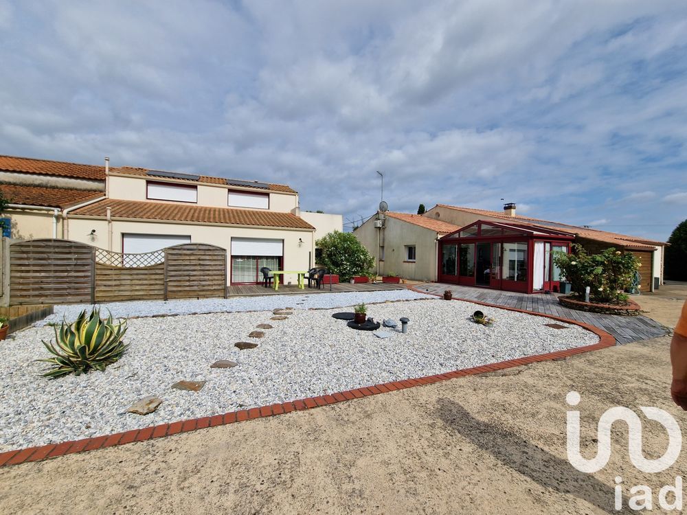 � vendre  Maison Grosbreuil (85440)