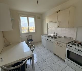  Appartement � vendre 4 pi�ces 76 m�