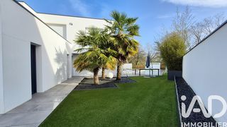  Villa � vendre 5 pi�ces 215 m�