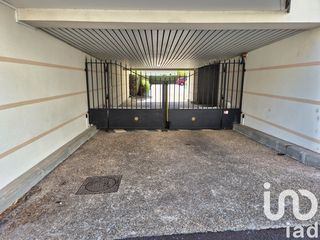  Parking / Garage � vendre 12 m�
