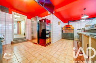  Immeuble � vendre 325 m�