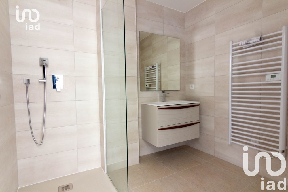 � vendre  Appartement Agay (83530)