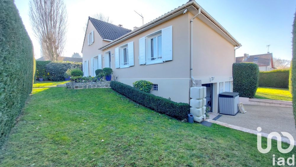 � vendre  Maison Montfort-l'Amaury (78490)