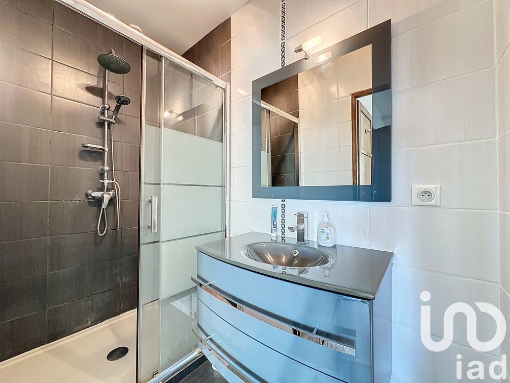 � vendre  Villa Grisy-Suisnes (77166)