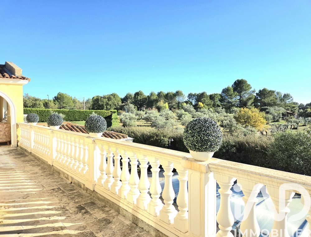 � vendre  Maison Trans-en-Provence (83720)