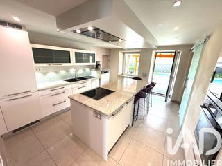  Maison � vendre 6 pi�ces 179 m�