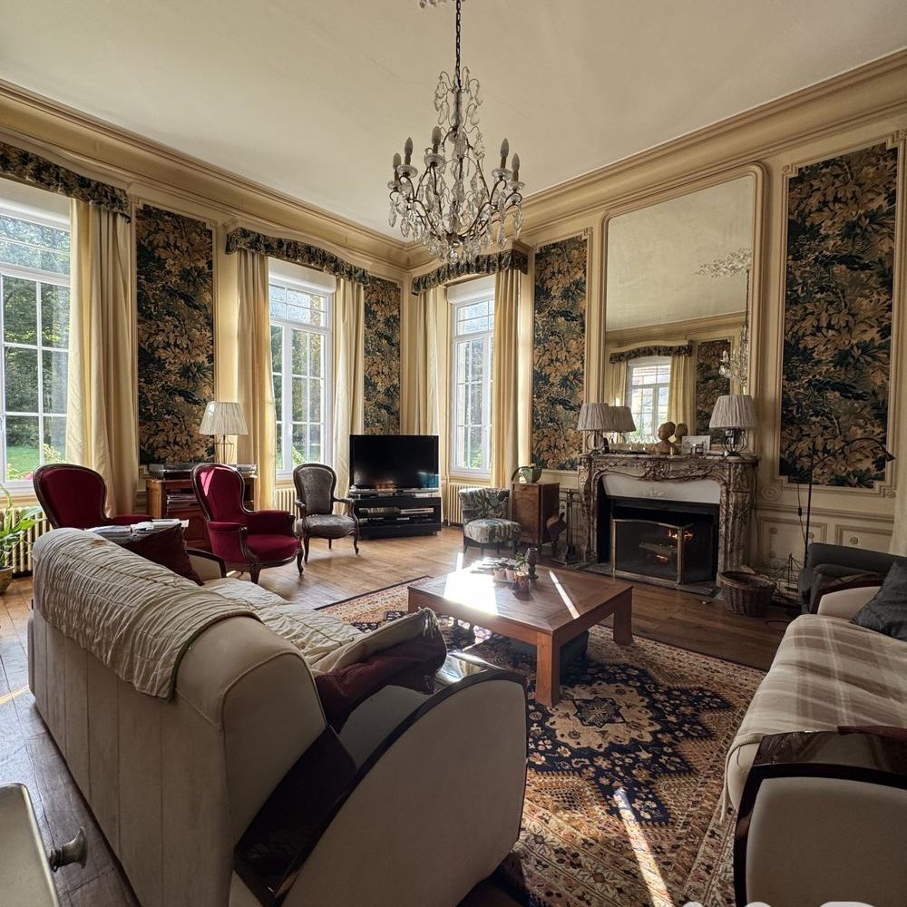 � vendre  Propri�t�/ch�teau Vornay (18130)