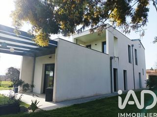  Villa � vendre 6 pi�ces 165 m�