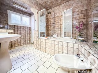  Maison � vendre 7 pi�ces 212 m�