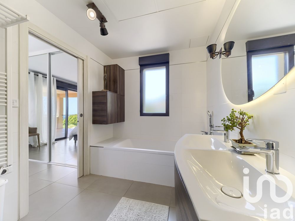 � vendre  Villa Ch�teauneuf-Grasse (06740)