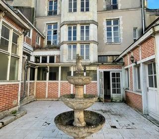  Immeuble � vendre 470 m�