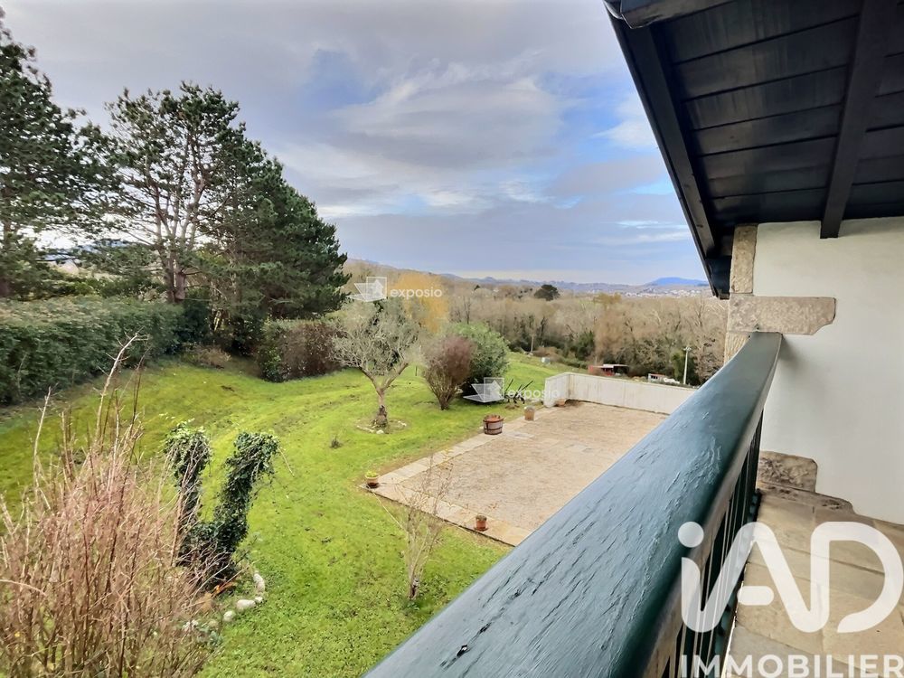 � vendre  Villa Urrugne (64122)