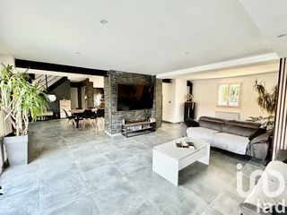  Maison � vendre 7 pi�ces 210 m�