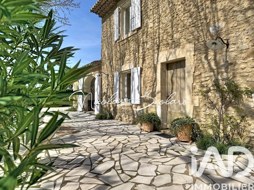 � vendre  Maison Cheval-Blanc (84460)