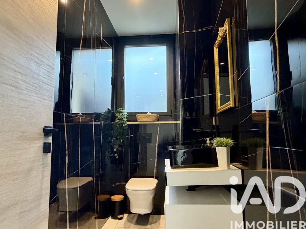 � vendre  Maison Mont�limar (26200)