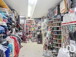  Immeuble � vendre 148 m�