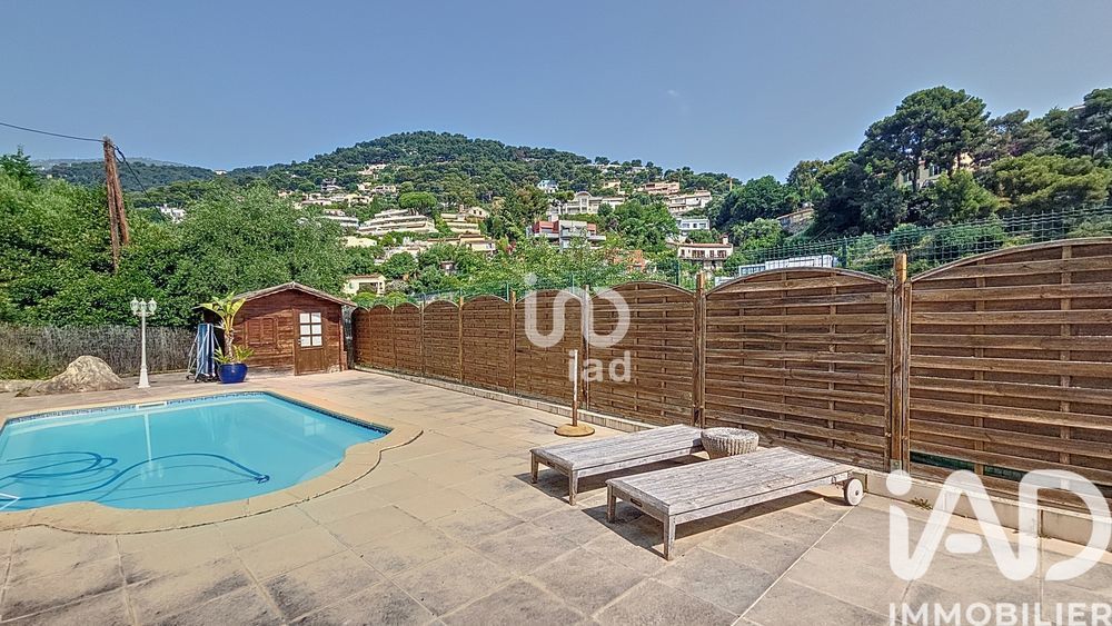 � vendre  Appartement Roquebrune-Cap-Martin (06190)