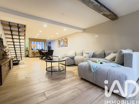   Vente Maison de village 5 pi�ces Maison - 5 pi�ce(s) - 157 m�