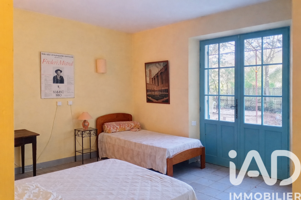 � vendre  Maison Opp�de (84580)