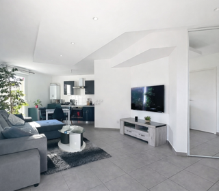  Appartement � vendre 4 pi�ces 80 m�