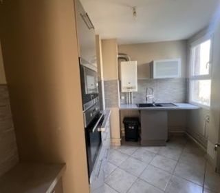  Appartement � vendre 5 pi�ces 75 m�