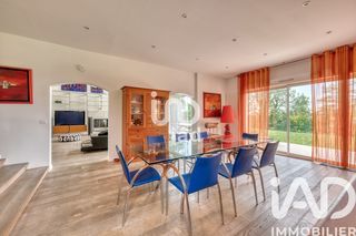  Maison � vendre 8 pi�ces 275 m�