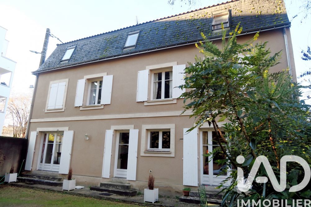 � vendre  Villa Poitiers (86000)