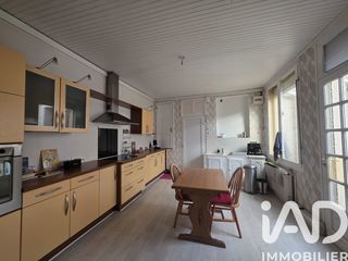  Immeuble � vendre 248 m�