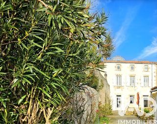  Maison � vendre 8 pi�ces 220 m�