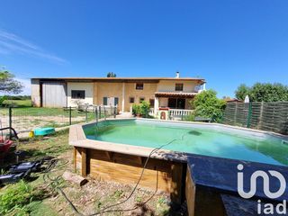  Maison � vendre 10 pi�ces 180 m�