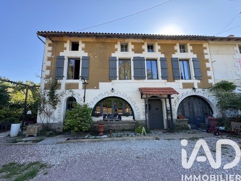   Vente Maison/villa 8 pi�ces Maison - 8 pi�ce(s) - 179 m�