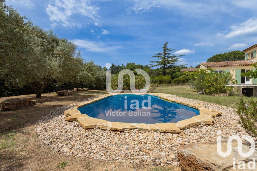 � vendre  Maison �guilles (13510)