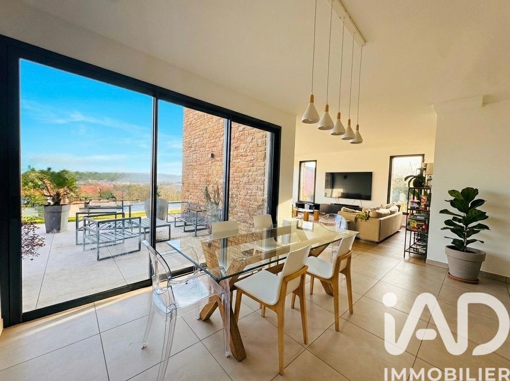 � vendre  Villa Poleymieux-au-Mont-d'Or (69250)