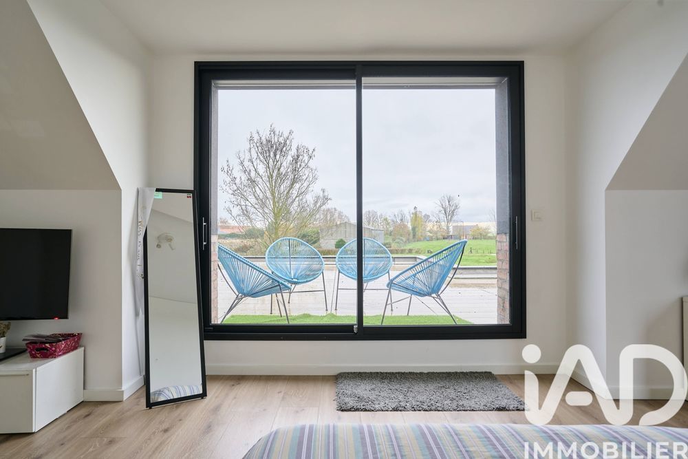 � vendre  Villa Camphin-en-P�v�le (59780)