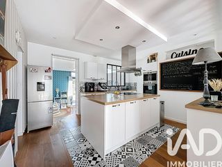  Maison � vendre 8 pi�ces 185 m�