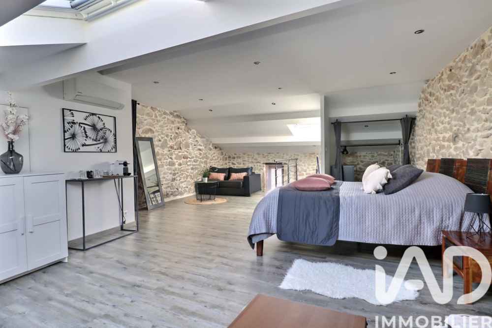 � vendre  Maison Saint-Rem�ze (07700)