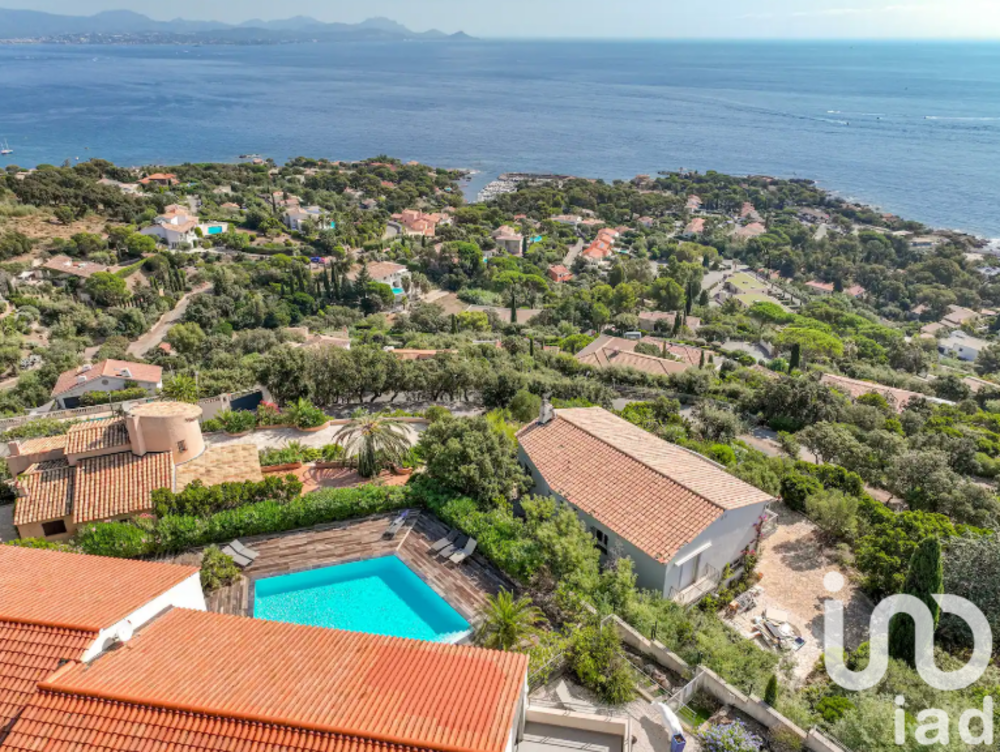 � vendre  Appartement Les Issambres (83380)