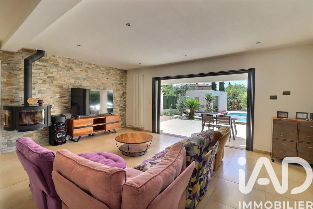 � vendre  Maison Saint-Cyr-sur-Mer (83270)