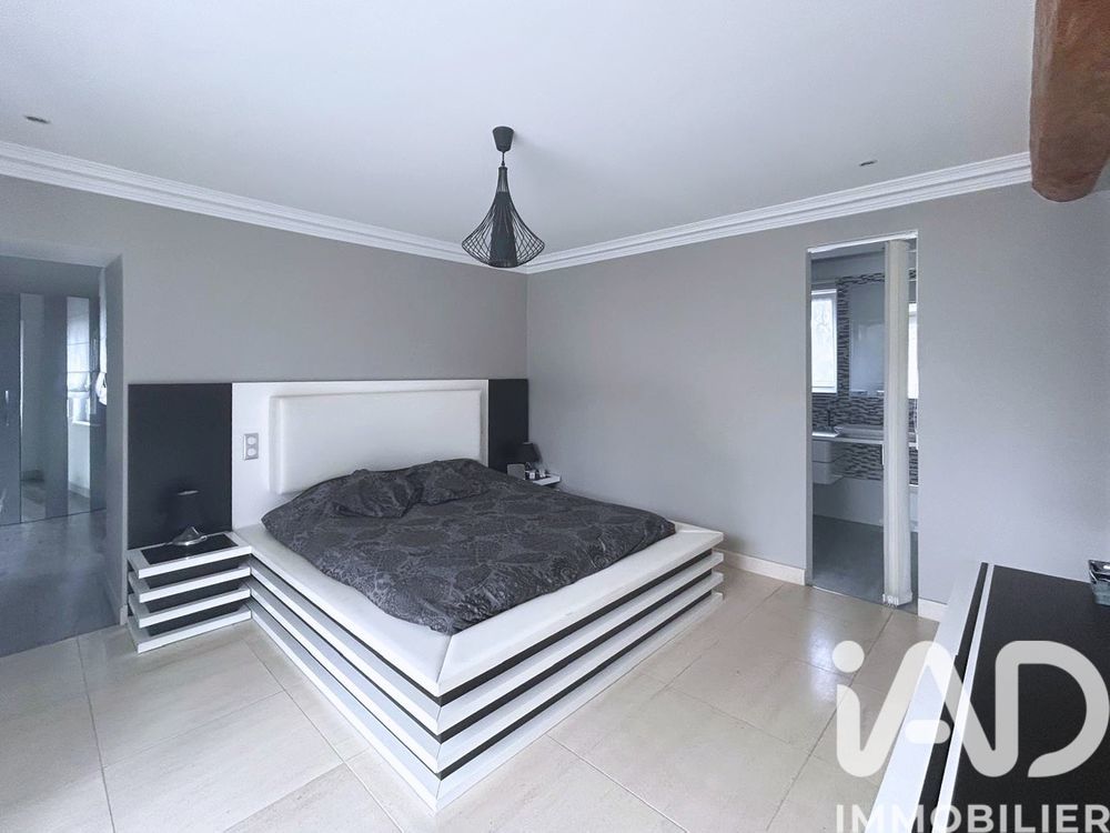 � vendre  Maison Thoiry (78770)